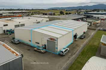 Industrial Warehouse For Lease