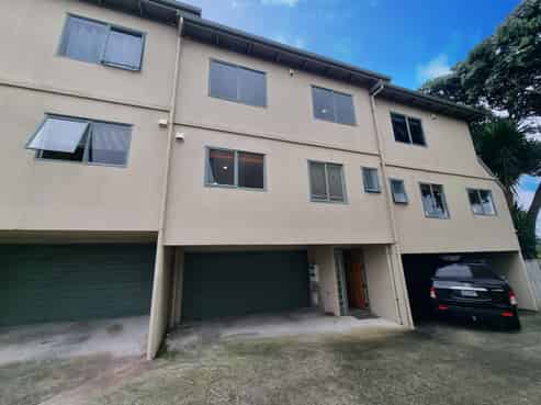 3/2 Onehunga Harbour Road, Onehunga