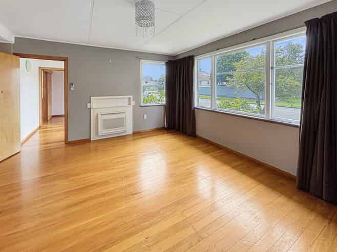 59a Parkland Crescent , Terrace End