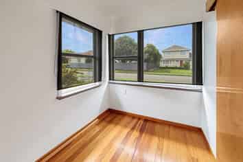 59a Parkland Crescent , Terrace End