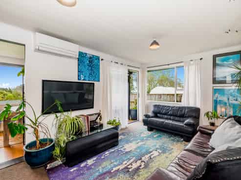 16b Mamaku Street, Paraparaumu