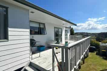 24 Bonita Avenue, Stanmore Bay