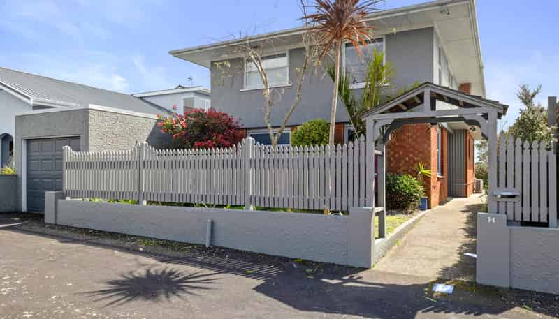 14 Barrett Street, Westown
