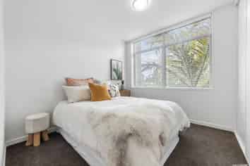 1 Bickerton Way, Flat Bush