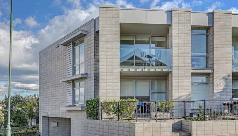 1 Bickerton Way, Flat Bush