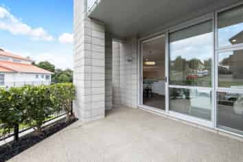 1 Bickerton Way, Flat Bush