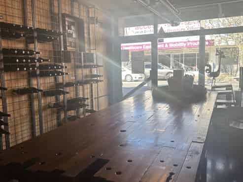 Stylish Restaurant Bar in Prime CBD Location