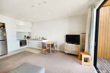 6/117 Buckley Avenue, Hobsonville