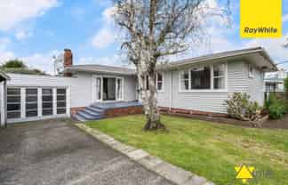 11 Graham Avenue, Te Atatu Peninsula