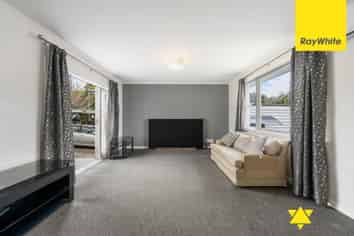 11 Graham Avenue, Te Atatu Peninsula