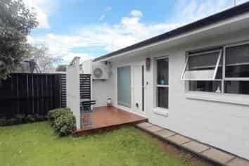 2/177 Hendon Avenue, Mount Albert