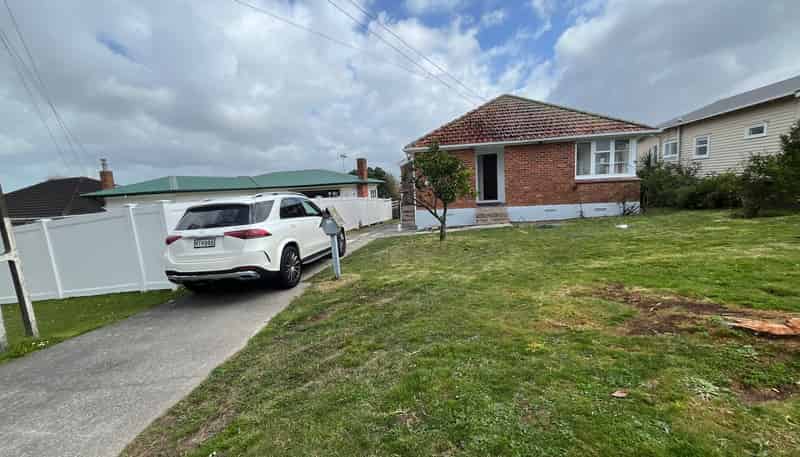 19 Bentleigh Avenue New Windsor, New Windsor