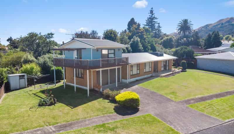 2 Ruakaka Avenue, Te Aroha