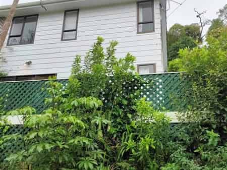 1/51 Singers Road, Korokoro