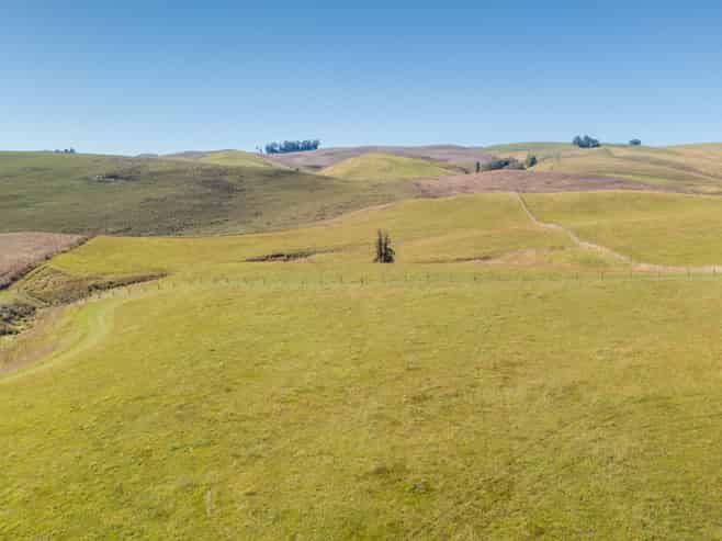 2367 State Highway 2, Poukawa