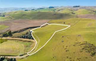 2367 State Highway 2, Poukawa
