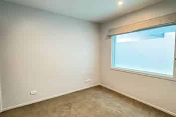 102/27 Enfield Street, Mount Eden