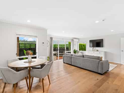 2/8 Crewe Close, Albany