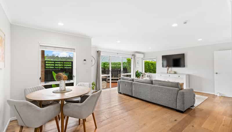 2/8 Crewe Close, Albany