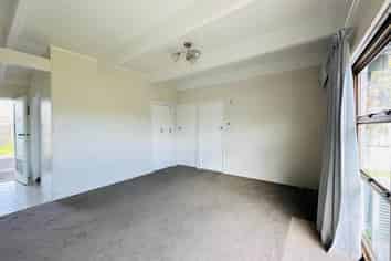 2/22 Marr Road, Manurewa