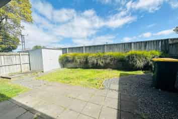 2/22 Marr Road, Manurewa
