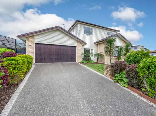 8 Mission Heights Drive, Flat Bush