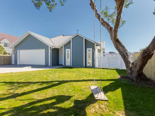 23 Frimley Terrace, Waikanae Beach