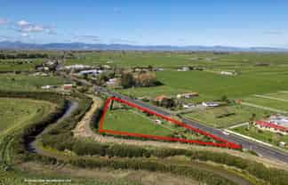 619 State Highway 25, Waitakaruru