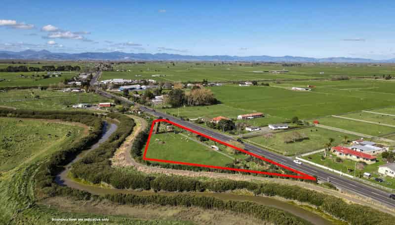 619 State Highway 25, Waitakaruru