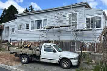 5 The Bluff, Riverside