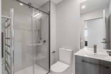507/2 Launch Road, Hobsonville