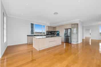 70 Seventh View Avenue, Beachlands