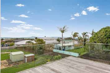 70 Seventh View Avenue, Beachlands