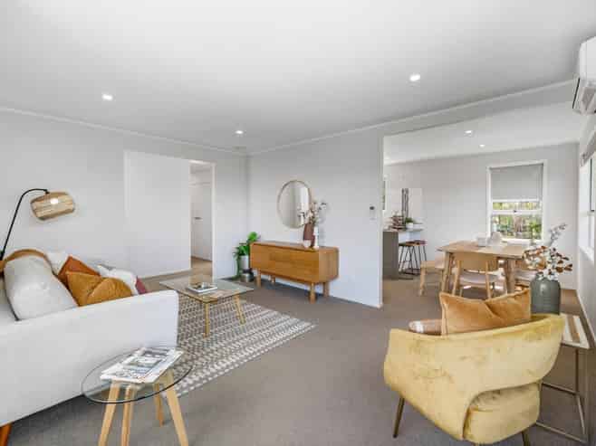 1 Babington Place, Torbay