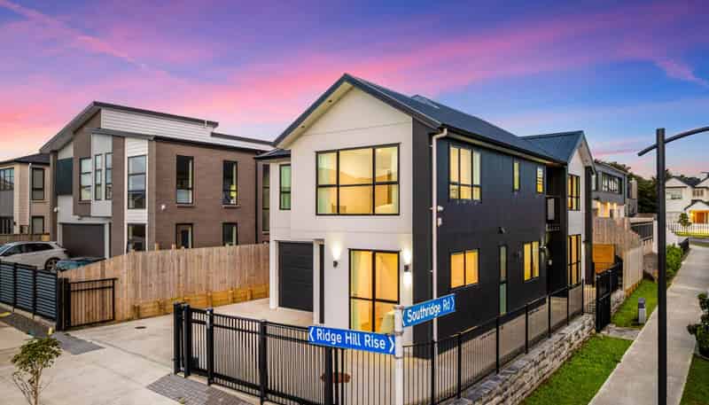 19 Southridge Road, Flat Bush