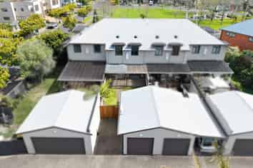 3/8 Tuscany Way, TE ATATU PENINSULA