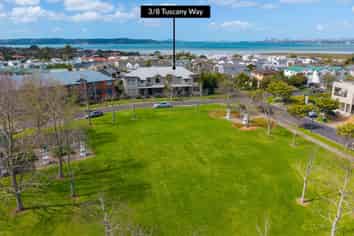 3/8 Tuscany Way, TE ATATU PENINSULA