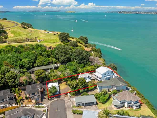 38 Jubilee Avenue, Devonport
