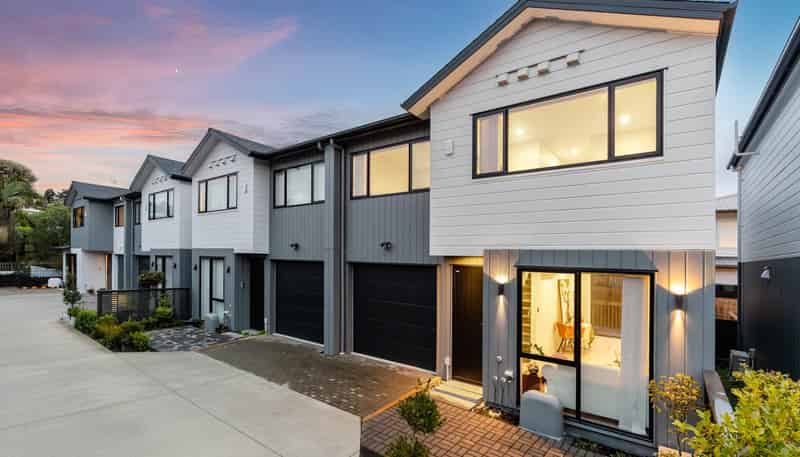 25A,B,C,D, Oteha Valley Road, Northcross