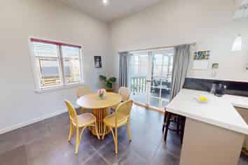 43 Smithfield Road, Tawhero