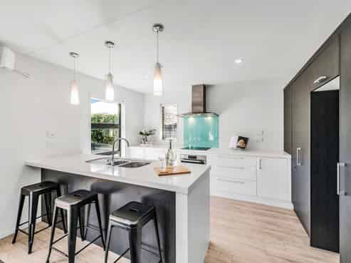 4 Slattery Lane, LEESTON