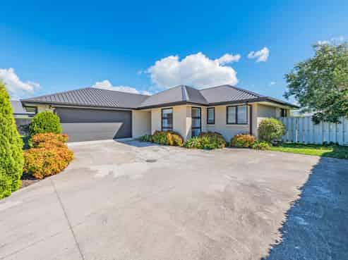 4 Slattery Lane, LEESTON