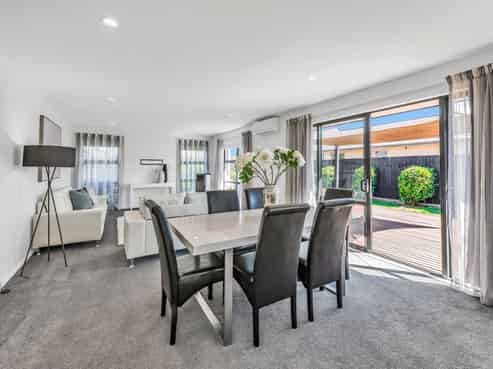 4 Slattery Lane, LEESTON