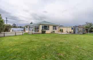 1 Green Lane, Riverton