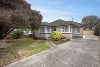 8 Carters Road, Aranui