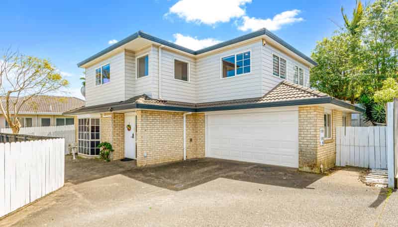 11B Oakridge Way, Northpark
