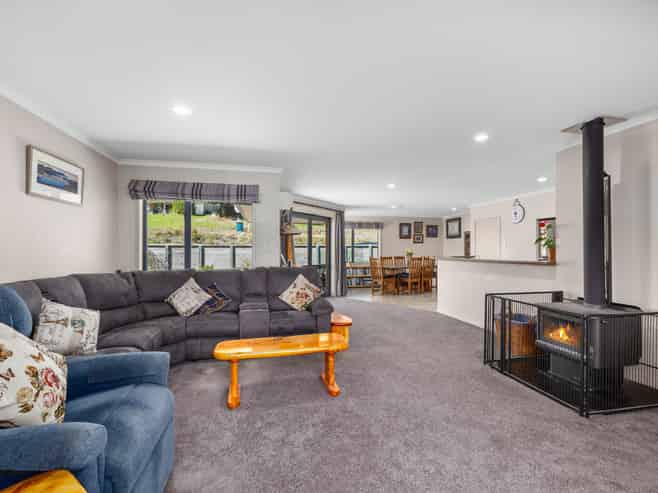 20 Admiralty Place Waikawa, Picton