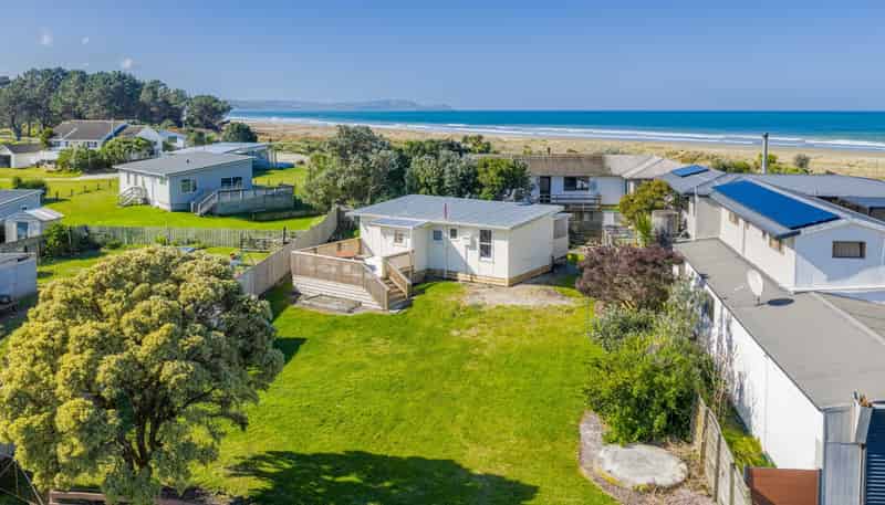 9 Ohinemuhu Road, Porangahau