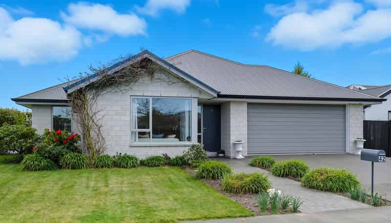 42 Bronco Drive, Aidanfield