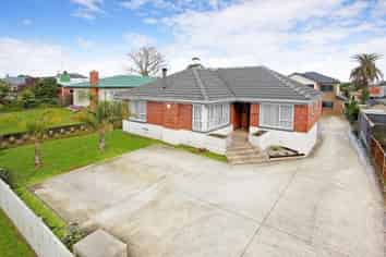 10 Sunnyside Crescent, Papatoetoe